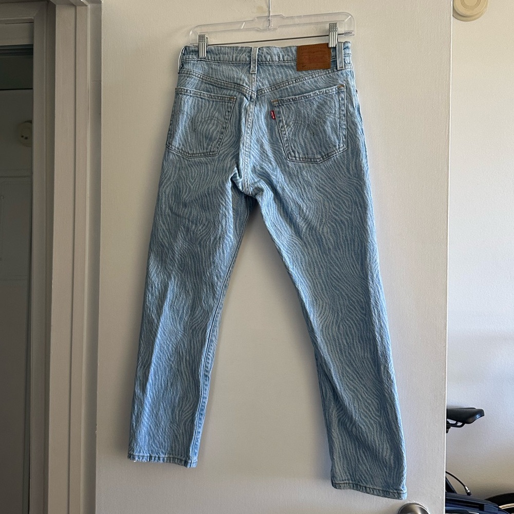 Levi’s Premium Denim Light Blue/White 501 Patterned Jeans size 27 EUC - Picture 4 of 9